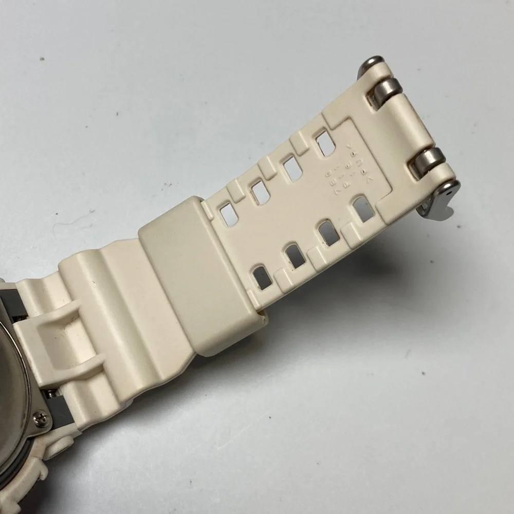 Casio Gshock, GA-110C, off white matte finish, new battery
